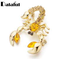 Sexy Chic Jewelry Insect Brooch Hijab Pins  Fashion Exquisite Scorpion Brooches Pin For Women Garment Jewelry Z032 New