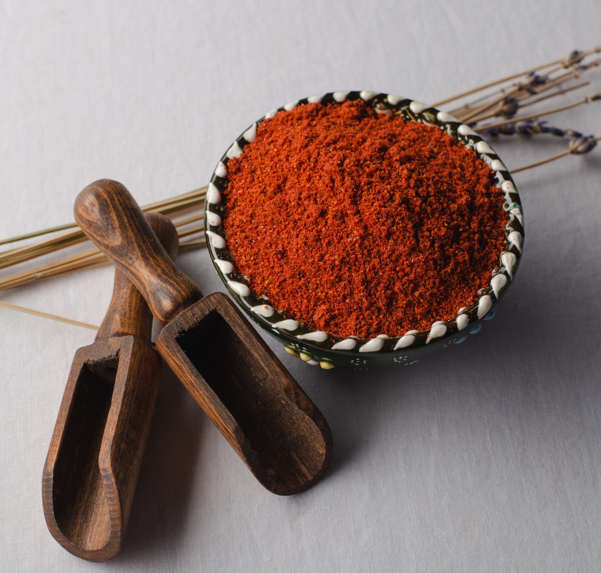 Куркума в миске