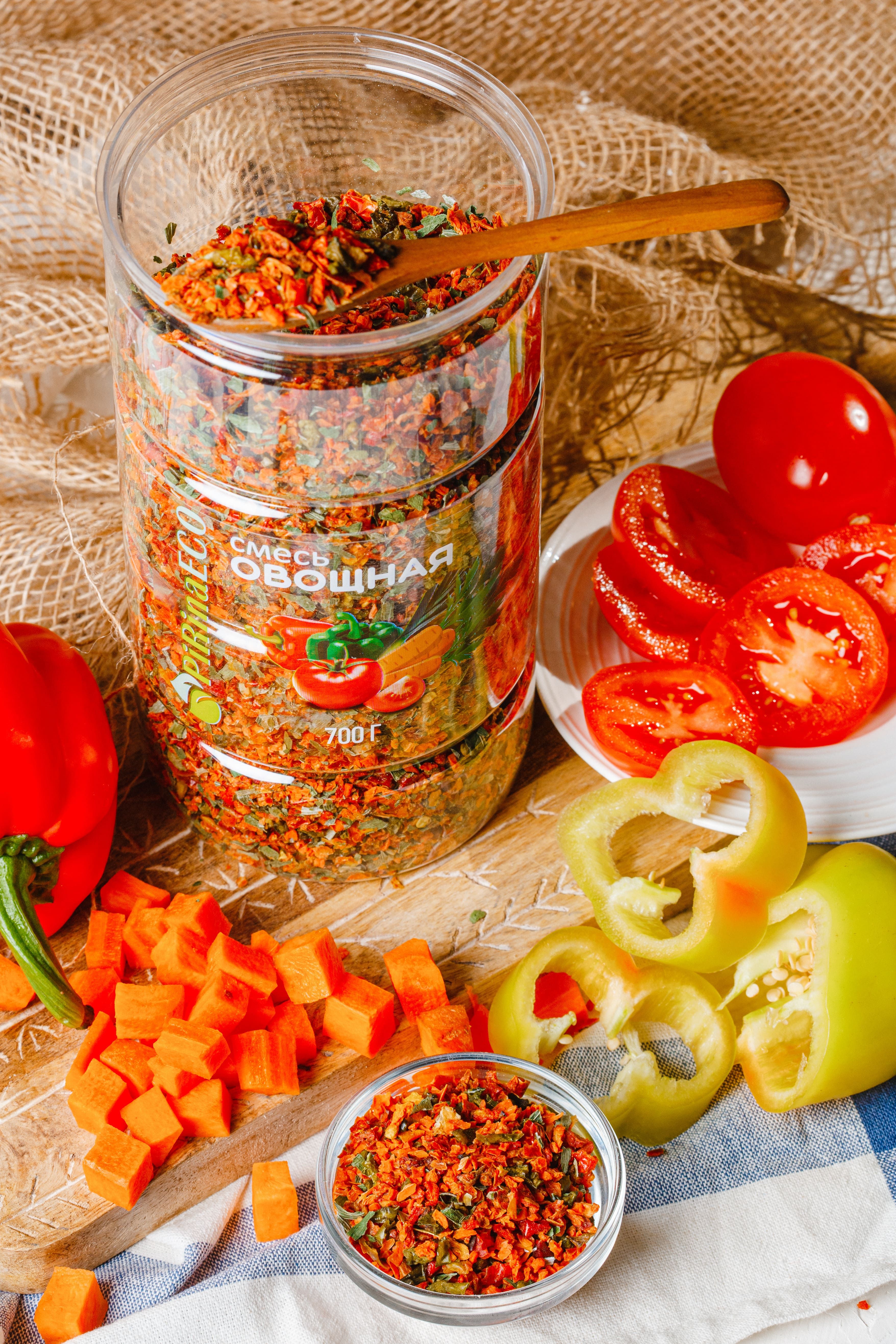 Pirina ECO / Смесь овощная сушеная, 350г  Паприка красная Паприка зеленая Морковь Томаты Лук порей