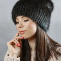 Шапка женская зимняя меховая натуральная теплая пушистая