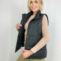 Жилетка весенняя безрукавка