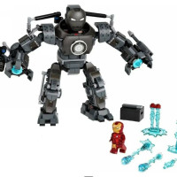 Детский конструктор для мальчика Марвел Marvel Мстители Супергерои Железный Человек "Схватка с железным торговцем", 498 деталей / совместим с лего