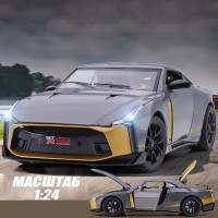 Коллекционная металлическая машина 1:24 Nissan GTR