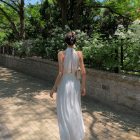 小麗XIAOLI霧色川上白色V領掛頸雪紡洋裝夏季溫柔風收腰長裙子