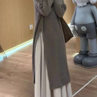 秋冬慵懶風圓領套頭毛衣裙子女寬鬆過膝中長版側邊開叉針織洋裝