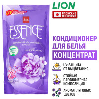 LION Essence Blossom Кондиционер парфюмированный для белья с ароматом весеннего луга 600 мл