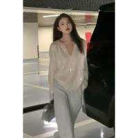 2023秋季新款設計感重工亮片上衣女V領寬鬆百搭長袖白色針織毛衣