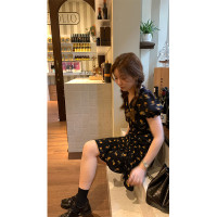 【現貨】im向油畫小黃花V領泡泡袖洋裝不規則荷葉邊甜美碎花裙