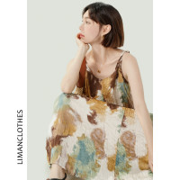 2023夏季設計感小眾寬鬆褶皺波西米亞度假風紮染吊帶洋裝女長版