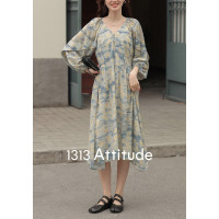 1313法式度假風藍調雛菊印花洋裝2023秋季女防曬長袖V領中長裙