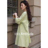 1313法式清新玲瓏綠V領洋裝2023夏女柔軟顯瘦鎖骨氛圍休閒裙子