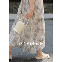 1313中式文藝度假風！淡雅氛圍66%天絲吊帶洋裝夏女荷葉袖長裙