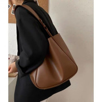 通勤包女复古大容量包包新款潮时尚复古托特包百搭单肩腋下包