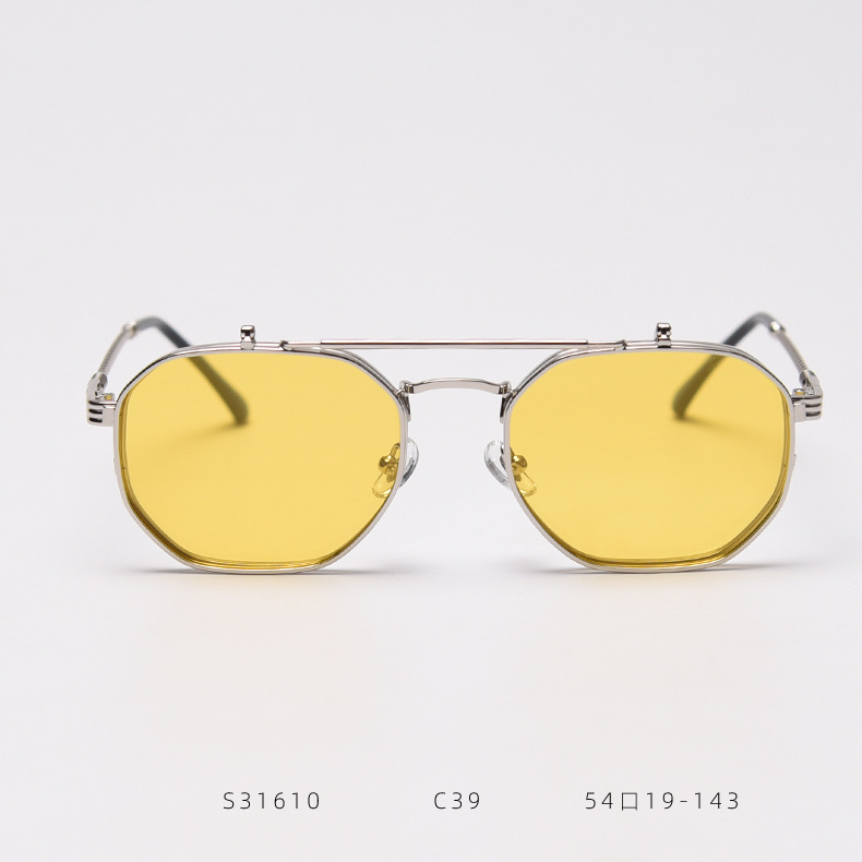 21811253643_1344152070