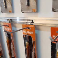 槽板挂钩超市货架挂勾手机配件饰品服饰上墙钩子万用板卡槽直板勾