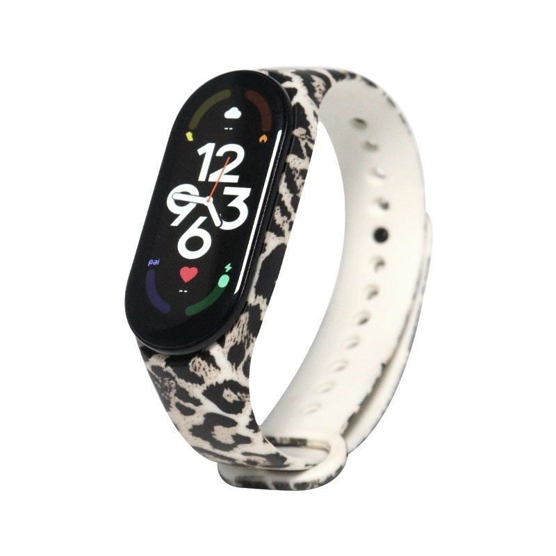 Ремешок для Xiaomi Mi Band 5/6  Ремешок на смарт часы станет частью Вашей активной жизни. С ним Вы заново откроете для себя мир экстремального спорта и сможете продолжить свои тренировки, даже если предыдущий аксессуар успел износиться. Классический силиконовый ремешок для смарт-часов совместим с моделью Mi Band 5 и Mi Band 6 (Ми Бэнд 5, Ми Бэнд 6).  Гипоаллергенный силикон-основной материал данного ремешка. Ремешок для умных часов изготовлен из высококачественного экологически чистого силикона, который не вызывает раздражения кожи. Умеренная мягкость, удобство ношения, устойчивость к растяжению, длительный срок службы, прочность и долговечность. 