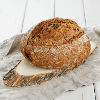 Хлеб зерновой "Зернышко" на закваске бездрожжевой с семенами подсолнечника, льна и чиа, 500 г
