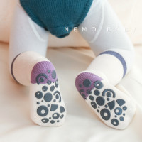 婴儿秋冬毛圈加厚保暖宝宝袜子点胶防滑儿童学步地板袜波点中筒袜