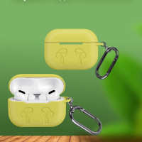Силиконовый чехол для наушников Apple AirPods Pro / чехол для аирподс про / кейс для наушников с карабином, Lemon yellow