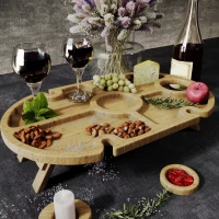 Деревянный столик  для вина