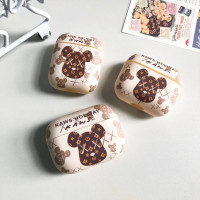 Чехол для наушников AirPods Pro (Bearbrick), бежевый