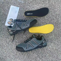 出口米國尾單159美刀男女赤足越野防水跑步鞋 透氣防滑徒步運動鞋