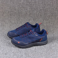 鞋底自清潔科技男子低邦V底防水環保可降解戶外登山鞋徒步鞋