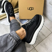 Кроссовки UGG