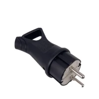 CE 250V 16A Водонепроницаемая IP44 промышленная резиновая электрическая розетка с крышкой