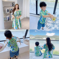 高端亲子装2023新款潮夏装洋气连衣裙母女油画风渐变女童沙滩裙夏