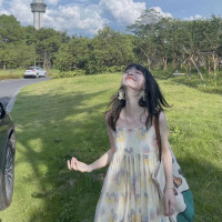 2023夏季新款法式高级感奶甜裙子吊带碎花连衣裙小众设计中长裙女