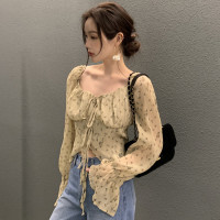 韩国chic法式优雅方领褶皱系带收腰显瘦不规则喇叭袖碎花衬衫女