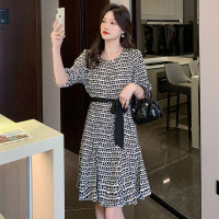 2023夏季新款显瘦碎花雪纺中长款连衣裙高级感法式复古印花裙子女