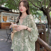 实拍 法式女式复古夏季宽松显瘦绿色碎花微透雪纺防晒衬衫女~