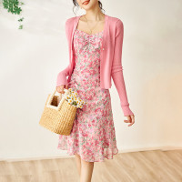 2304207-温柔淑女浪漫碎花修身吊带裙+轻薄百搭针织开衫两件套装