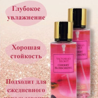 Victoria's Secret Cherry Blossoming Парфюмированный мист 250 мл