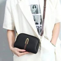 头层牛皮手机包2022新款斜挎小方包单肩包包真皮女包高级感贝壳包