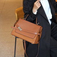 头层牛皮女包真皮新款托特包百搭包大容量斜挎包高级感单肩女包