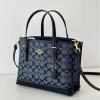 新款网红mollie高颜值托特包手提通勤外出时尚百搭高级女包ins风