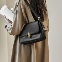 包包女士2024新款大容量单肩包女高级感斜挎包真皮腋下女包