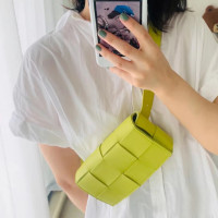 2024新款牛皮女包编织枕头小方包多背法时尚糖果色斜挎包女潮ins