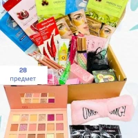  Подарочный набор уходовой косметики 