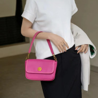 2024春夏新款浅颜色女包包牛皮腋下小方包时尚锁扣斜挎手机包包女