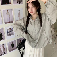 網紅薄款防曬衣女款夏2023夏季新款休閒百搭連帽短外套衝鋒衣女夏