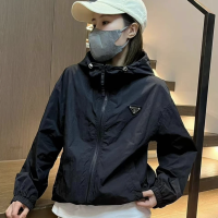 連帽防曬服衝鋒衣外套女薄款2023春夏新款小個子休閒百搭短款上衣