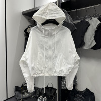 連帽防曬外套女薄款春夏寬鬆衝鋒衣抽繩廓形氣質甜酷短款夾克上衣