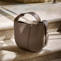 纳兰杜包包2024新款时尚单肩水桶包大容量百搭托特腋下包真皮女包