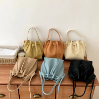 时尚简约单肩水桶包包女2024新款韩版潮流通勤百搭休闲子母斜挎包