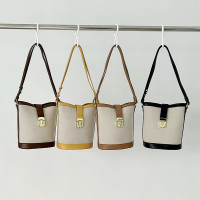 高级质感时尚简约斜挎水桶包包女2024新款韩版通勤百搭单肩帆布包