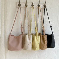 高级感时尚手提菜篮子包包女2024新款韩版休闲百搭单肩斜挎水桶包